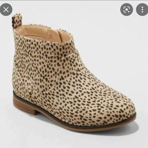 Car & Jack toddler girl onyx cheetah leopard print Chelsea boots